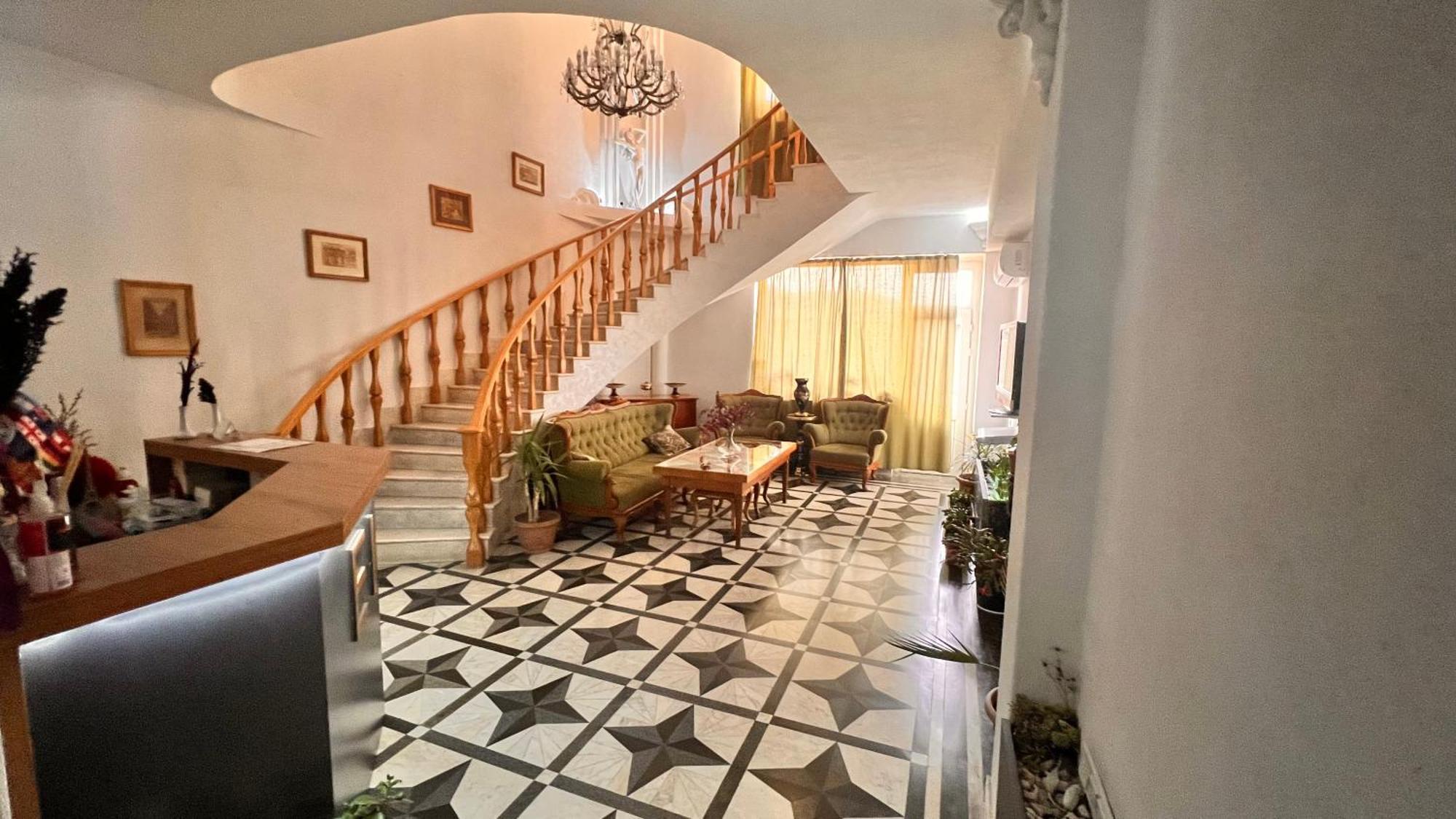 Elross Hotel Jerevan Eksteriør billede