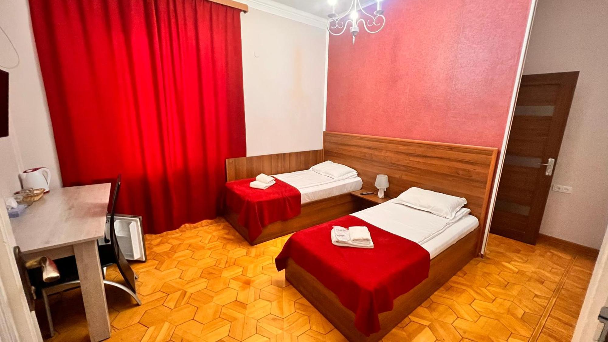 Elross Hotel Jerevan Eksteriør billede