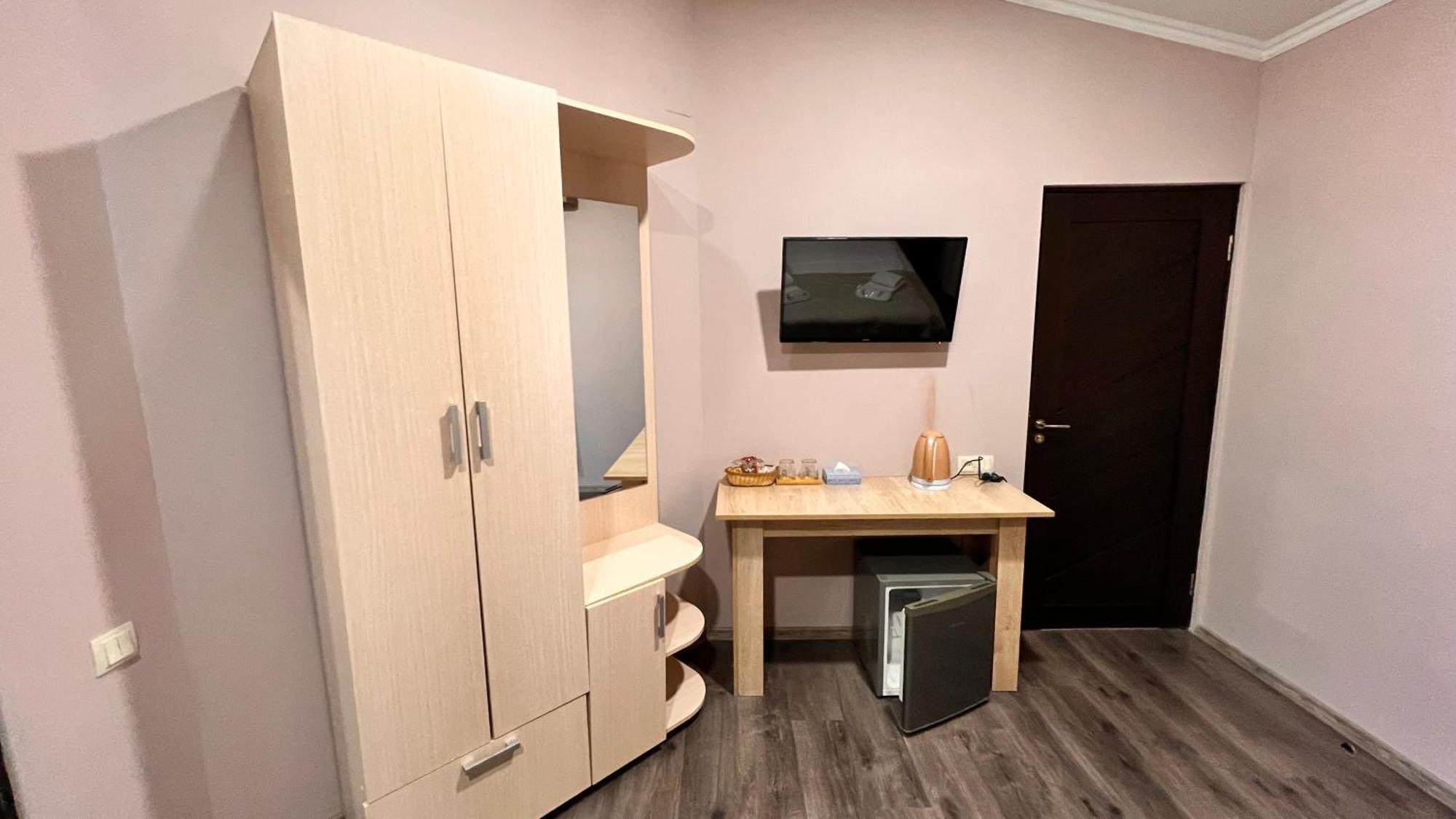 Elross Hotel Jerevan Eksteriør billede